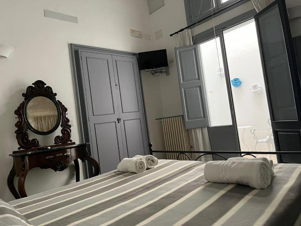 Palazzo Angelelli Bed and Breakfast Gallipolli Exteriör bild